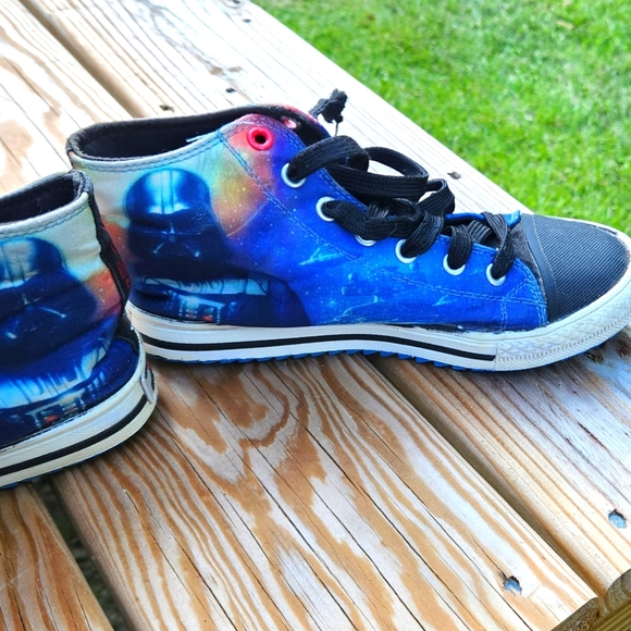 STAR WARS, LIMITED EDITION Dark Side high top sketchers w memory foam insoles. - Picture 4 of 8